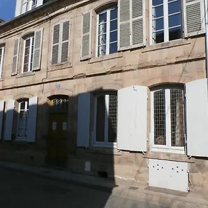 https://la-maison-xviiie.hotels-rhonealpes.com